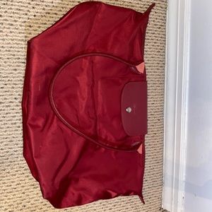 “Opera Red” Longchamp medium bag